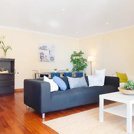 Barramares 4 アパート オヴァール