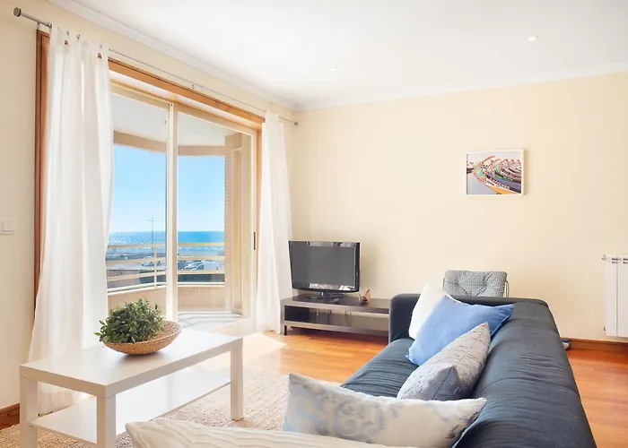 アパート Barramares 4 オヴァール